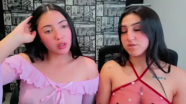 Isa_And_Natasha webcam