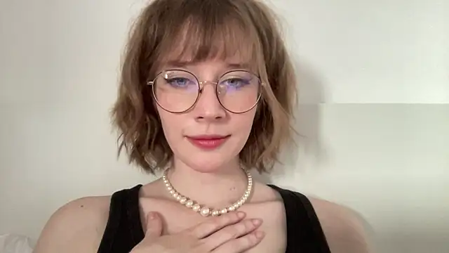 ms_christiana webcam