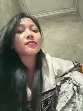 hinami-lo webcam