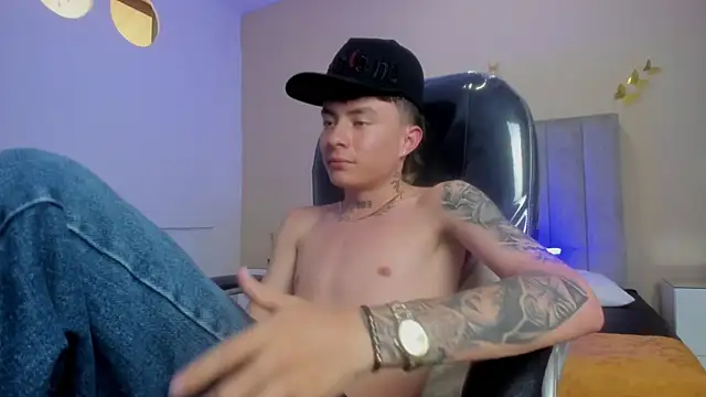 Nascary_Fox webcam