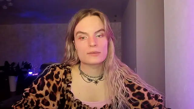 milliKira006 webcam