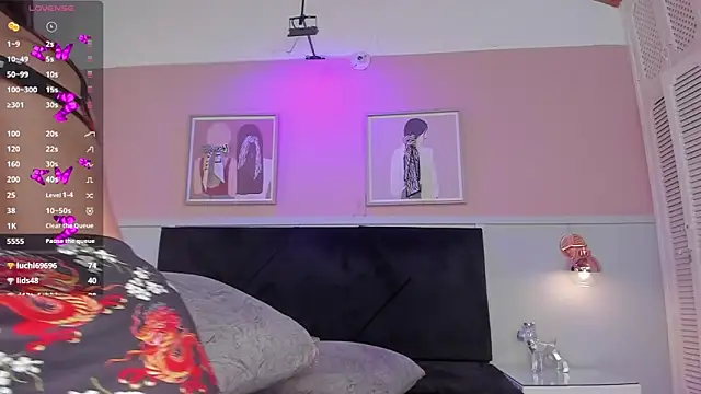 elodie_walker webcam