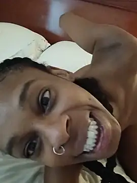 Jasmine_FullsShine webcam