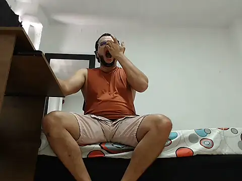 cloudsxxx webcam