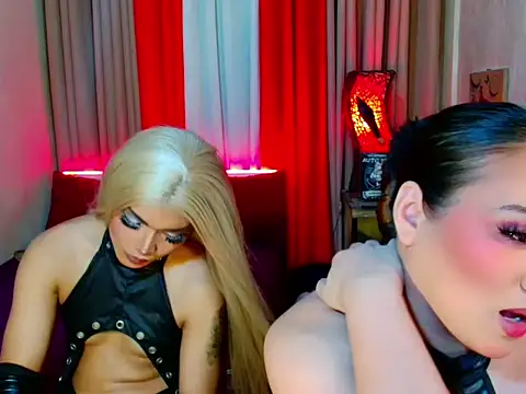Phenomenal_Shemale webcam