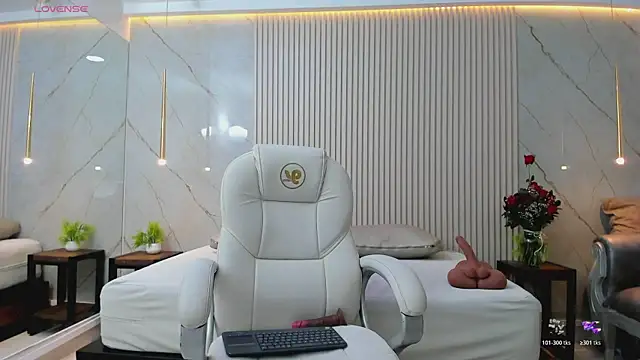 luna_taylorss webcam