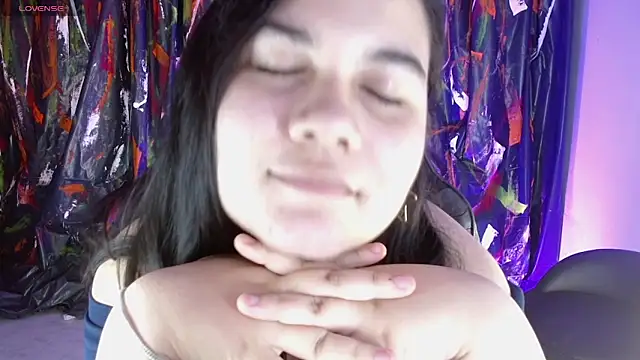 Miss__cherry_ webcam