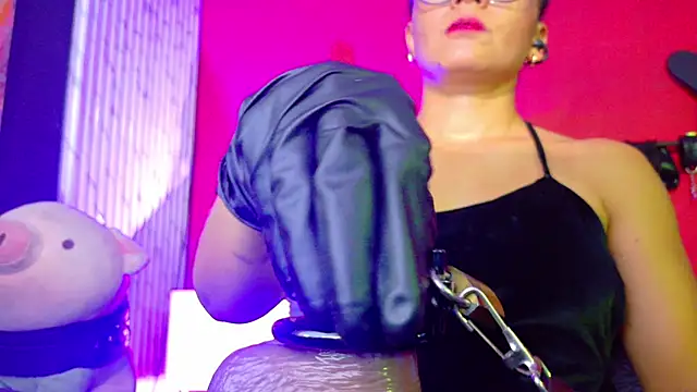 MistressSlut1 webcam