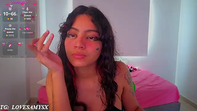 Lovelyamyy webcam