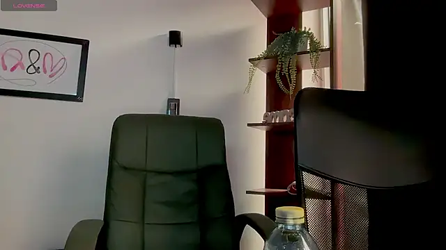 MarcellaGriffin webcam