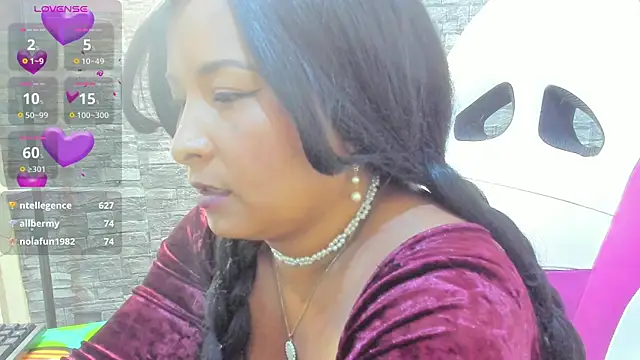 paola_ih webcam