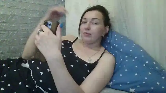 DanaNeon webcam