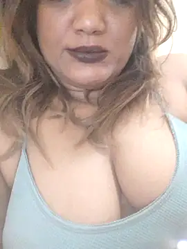 Indianpleasure300 webcam