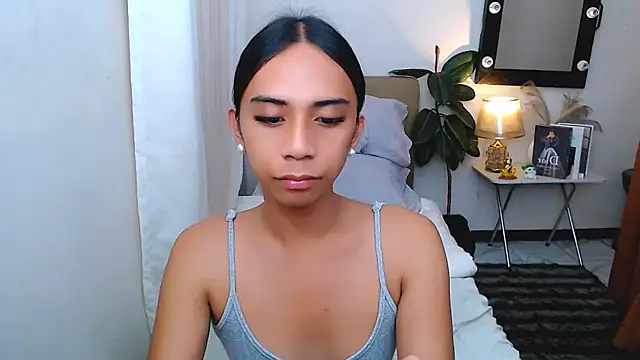 scarlet_smith7 (T teen) - BE MINE SCARLET AND CUM FOR ME