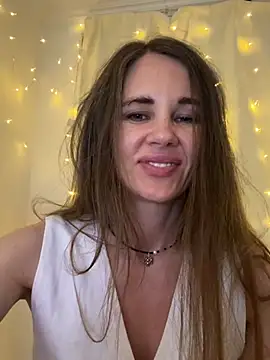 LucieMack webcam