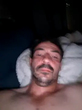 Chiennemale68@xh live sex cam