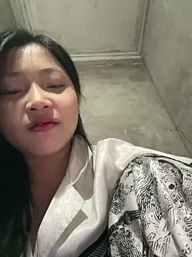 hinami-lo webcam