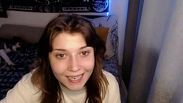 AlienforTwenty webcam
