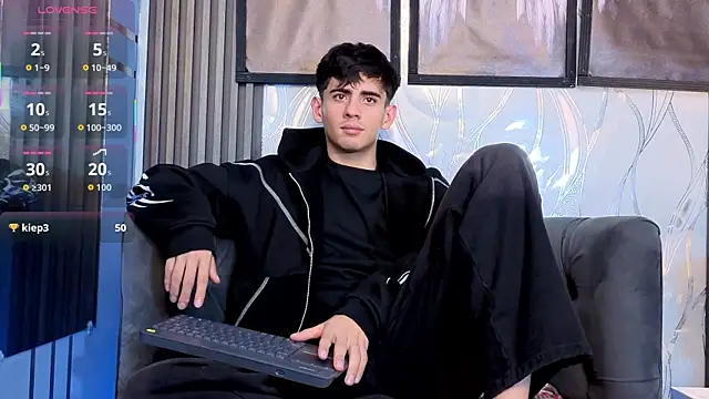 demian_hot99