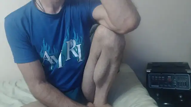 yvesstorm1 webcam