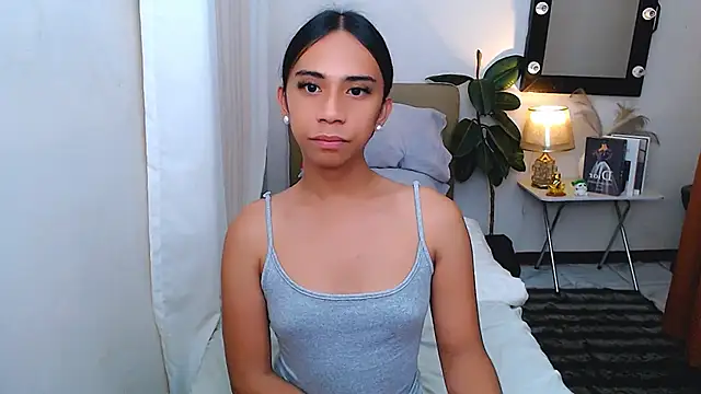 scarlet_smith7 (T teen) - BE MINE SCARLET AND CUM FOR ME