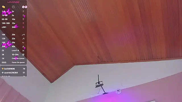 elodie_walker webcam
