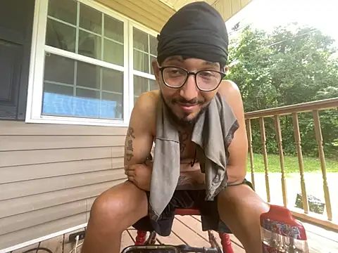 ThrowedWorldWide webcam