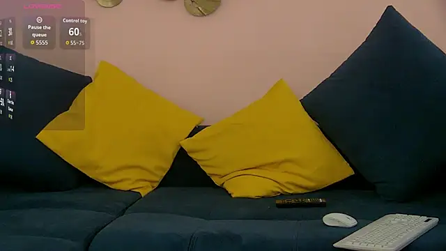 AlyceBeau webcam