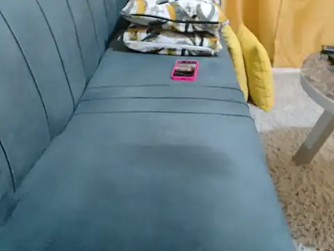 leslysexygirl webcam