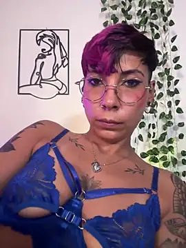 MiaMorgan_ webcam