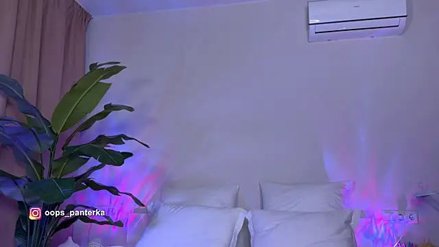 AmyLeeplay webcam