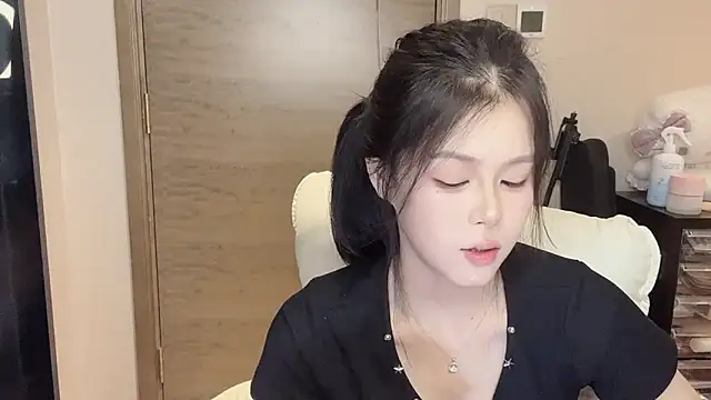 Koi-00 webcam