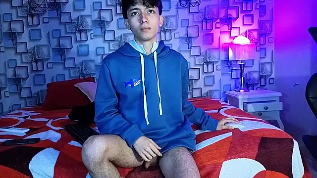 Twink_Sebas7 webcam