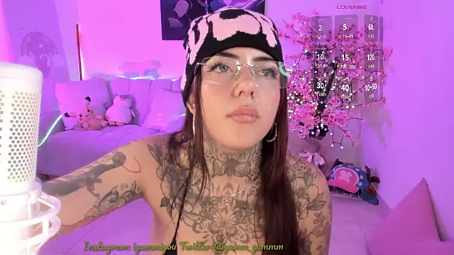 cute_catlyn webcam