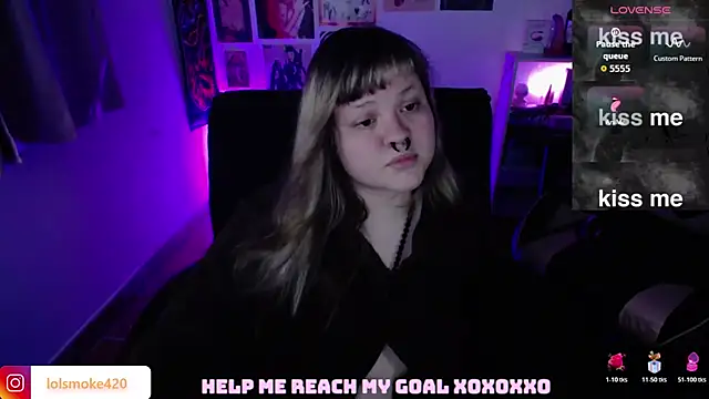 Bdsm_and_fries webcam
