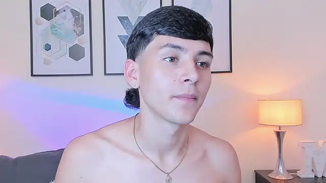 Andrew_restrepoo webcam