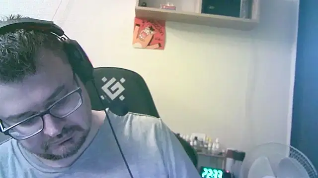 FantastickBombastick webcam