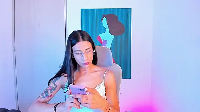 sofiaa_grey_ webcam