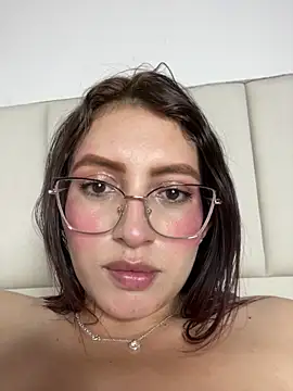 VioletPearson webcam