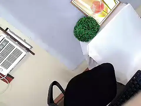 Ms_SultrySallyyxx webcam
