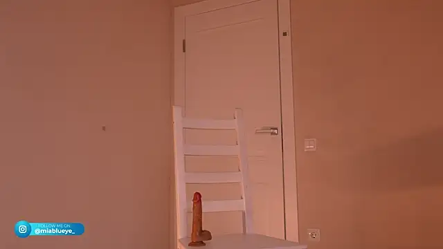 Miablueye webcam