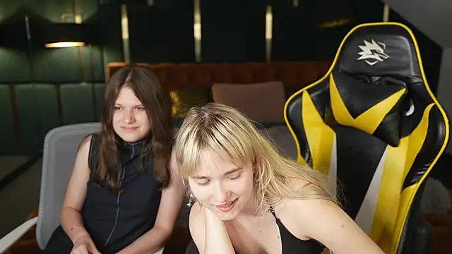 Monika_kiss054 webcam