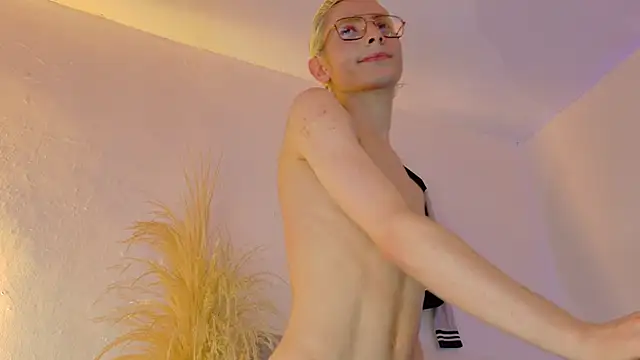 liiamluna_ webcam