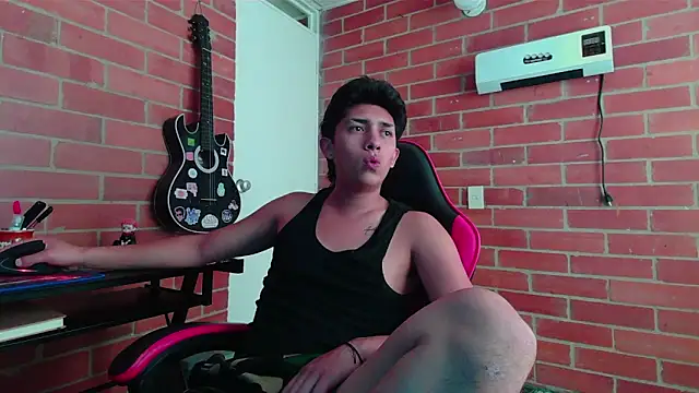 ethann2_ webcam