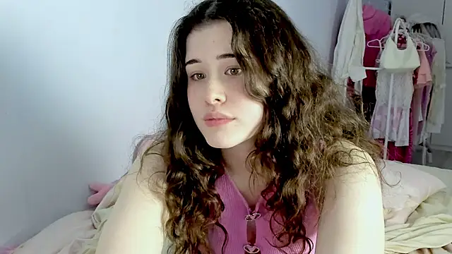 ChloeBlisss webcam