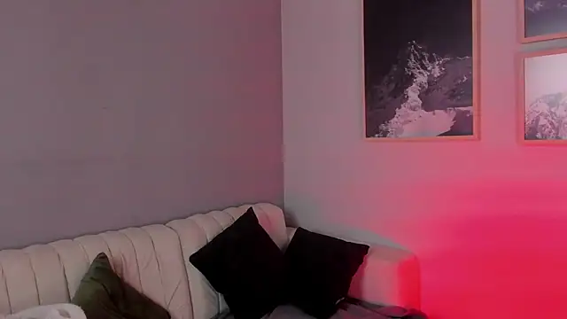 gamora_evans webcam