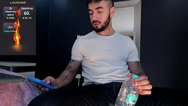 MarkWalker__ webcam