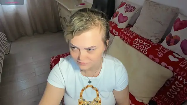 MildMature webcam