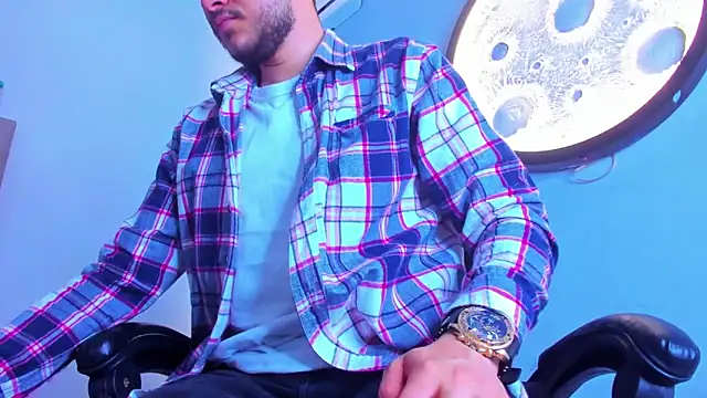 mike_257 webcam