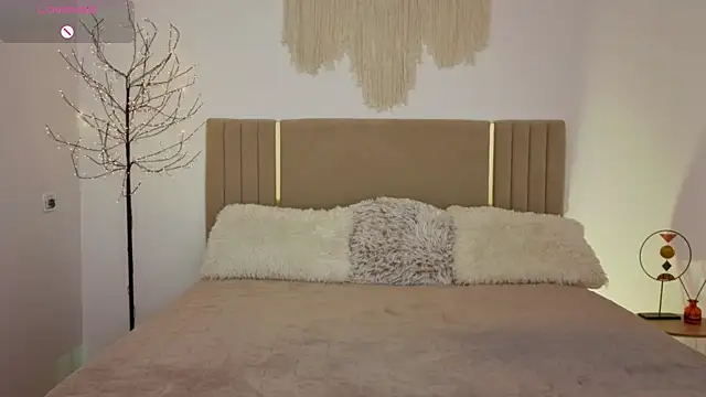Real_cutie1 webcam